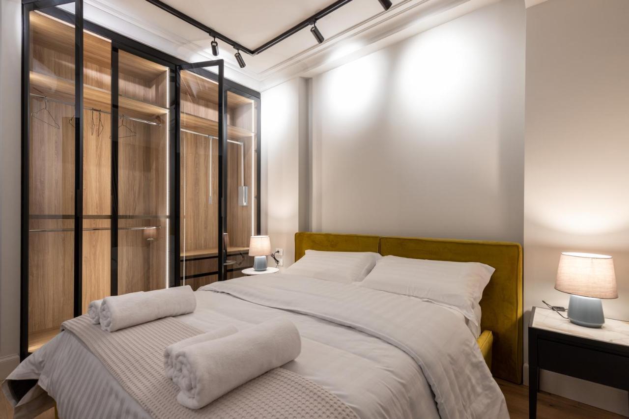 Night Inn Tirana Exterior photo