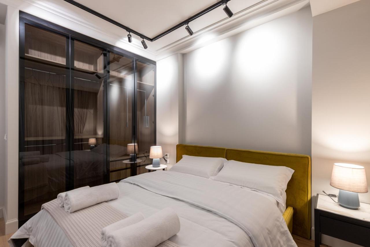 Night Inn Tirana Exterior photo